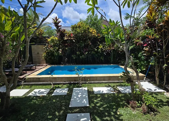 D Vivi Villa *